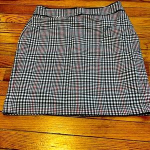 Banana Republic plaid window panes skirt size 8 Excellent condition
